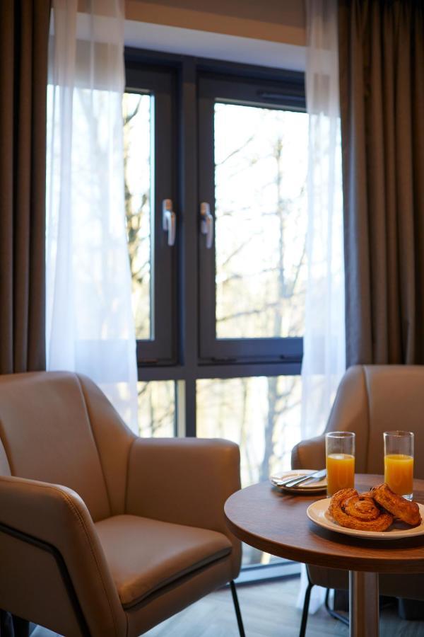 Roomzzz York City Екстер'єр фото